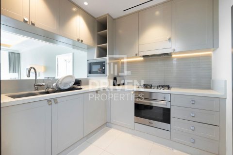 Appartamento in vendita a Downtown Dubai (Downtown Burj Dubai), Dubai, EAU 2 camere da letto, 127 mq. № 601855 - foto 8