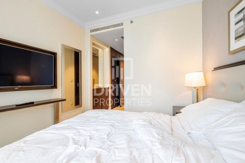 Appartamento in vendita a Downtown Dubai (Downtown Burj Dubai), Dubai, EAU 2 camere da letto, 127 mq. № 601855 - foto 7