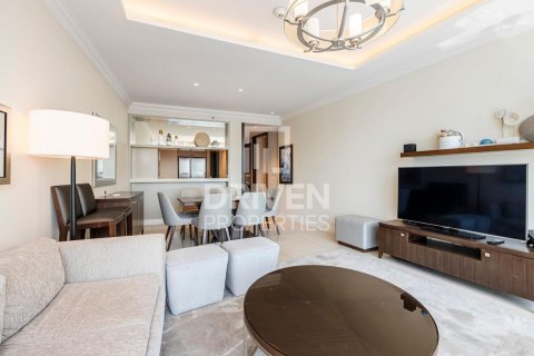 Appartamento in vendita a Downtown Dubai (Downtown Burj Dubai), Dubai, EAU 2 camere da letto, 127 mq. № 601855 - foto 4