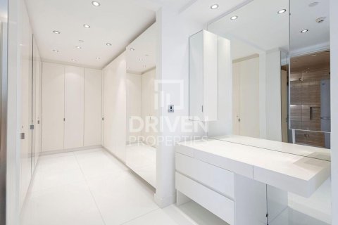 פנטהאוס למכירה ב Downtown Dubai (Downtown Burj Dubai), Dubai, איחוד האמירויות  4 חדרי שינה, 665 מ"ר, מספר 682703 - תמונה 20