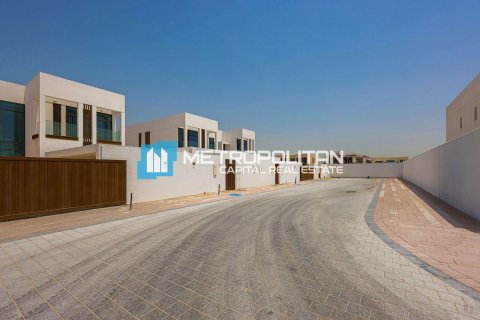 Vila v Abu Dhabi, SAE 5 ložnice, 1547.6 m² Č.: 343340 - fotografie 28