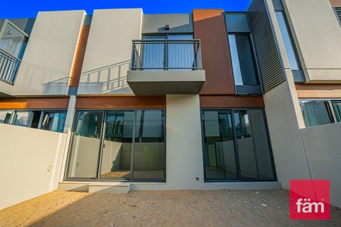 Townhouse sa Dubai, UAE 3 silid-tulugan, 255.5 sq.m. № 754920