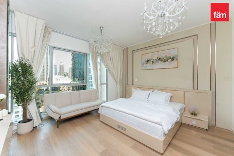 דירה להשכרה ב Downtown Dubai (Downtown Burj Dubai), Dubai, איחוד האמירויות  3 חדרי שינה, 170.8 מ"ר, מספר 722394 - תמונה 13