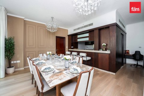 דירה להשכרה ב Downtown Dubai (Downtown Burj Dubai), Dubai, איחוד האמירויות  3 חדרי שינה, 170.8 מ"ר, מספר 722394 - תמונה 7