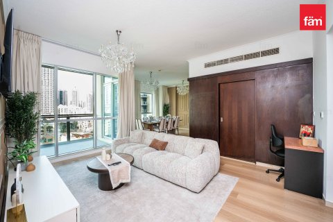 דירה להשכרה ב Downtown Dubai (Downtown Burj Dubai), Dubai, איחוד האמירויות  3 חדרי שינה, 170.8 מ"ר, מספר 722394 - תמונה 3