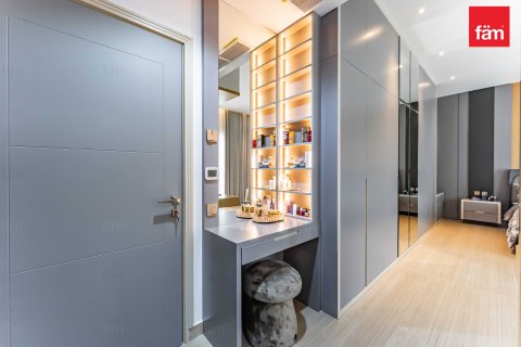 Vila di Dubai, UEA 5 kamar tidur, 816.4 m2 nomor 622285 - foto 20