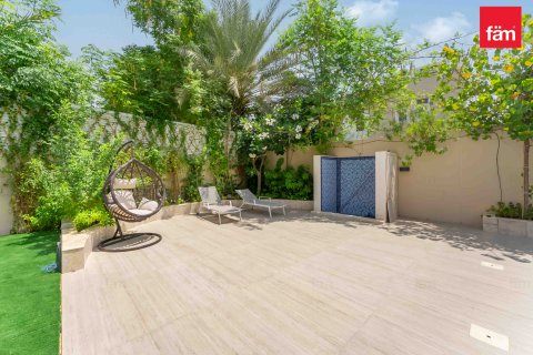 Vila di Dubai, UEA 5 kamar tidur, 816.4 m2 nomor 622285 - foto 19