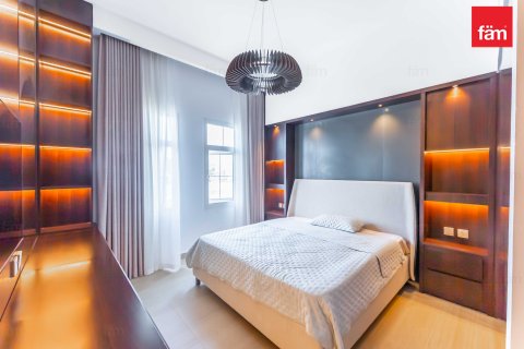 Vila di Dubai, UEA 5 kamar tidur, 816.4 m2 nomor 622285 - foto 18