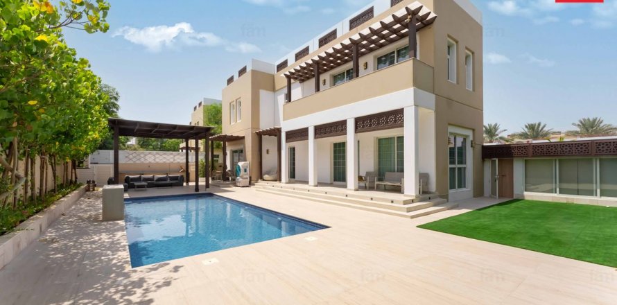 Vila di Dubai, UEA 5 kamar tidur, 816.4 m2 nomor 622285
