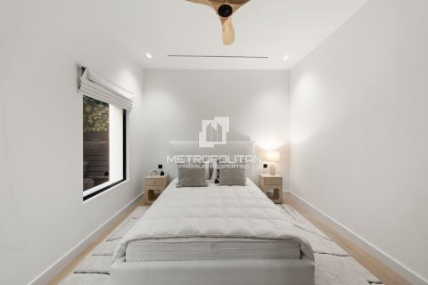 Villa te huur in Jumeirah Golf Estates, Dubai, VAE 5 slaapkamers, 822 vr.m., nr 663599 - foto 17