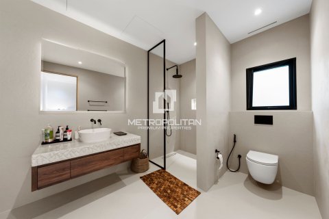 Villa te huur in Jumeirah Golf Estates, Dubai, VAE 5 slaapkamers, 822 vr.m., nr 663599 - foto 15