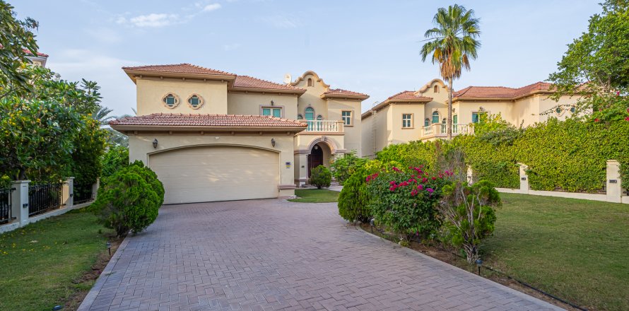Villa à Jumeirah Islands, Dubai, EAU: 4 chambres, 987.28 m2 № 748784