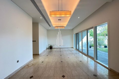Villa sa The Marina, Abu Dhabi, UAE 5 silid-tulugan, 640.6 sq.m. № 557441 - larawan 2
