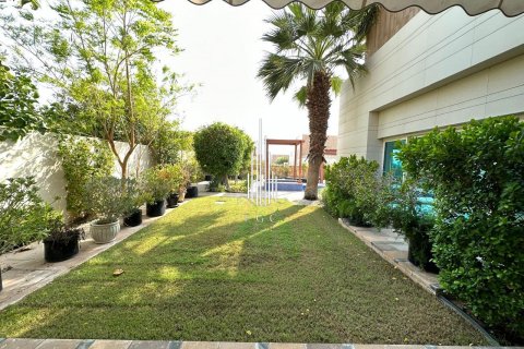 Villa sa The Marina, Abu Dhabi, UAE 5 silid-tulugan, 640.6 sq.m. № 557441 - larawan 1