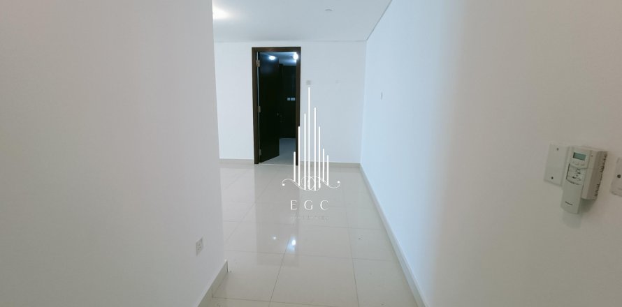 Apartament në Al Reem Island, Abu Dhabi, Emiratet e Bashkuara Arabe 1 dhomë gjumi, 126 m2. № 557440