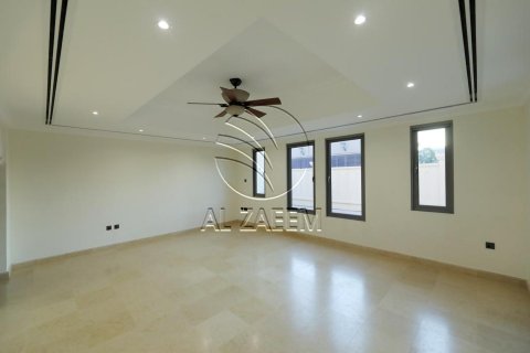 Vila na Saadiyat Island, Abu Dhabi, SAE 5 spální, 650 m2 č. 615385 - Fotografia 9