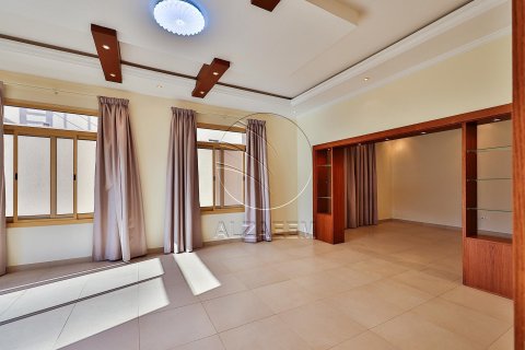 Vila v Abu Dhabi, SAE 5 ložnice, 501 m² Č.: 615384 - fotografie 5