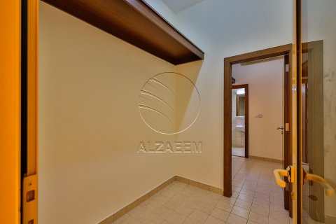 Vila v Abu Dhabi, SAE 5 ložnice, 501 m² Č.: 615384 - fotografie 10
