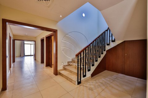 Vila v Abu Dhabi, SAE 5 ložnice, 501 m² Č.: 615384 - fotografie 8