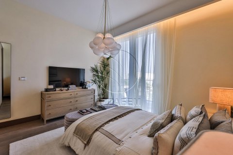Vilë në Abu Dhabi, Emiratet e Bashkuara Arabe 7 dhoma gjumi, 700 m2. № 615382 - Foto 16