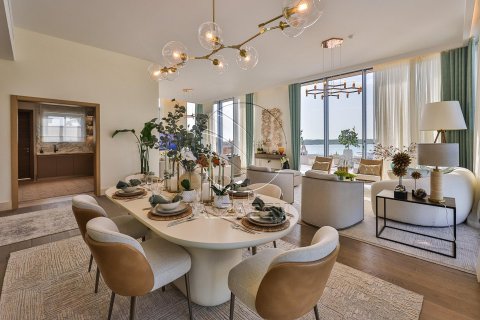 Vilë në Abu Dhabi, Emiratet e Bashkuara Arabe 7 dhoma gjumi, 700 m2. № 615382 - Foto 4