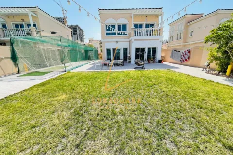 Vila v Jumeirah Village Circle, Dubai, SAE 3 ložnice, 729 m² Č.: 760841 - fotografie 1