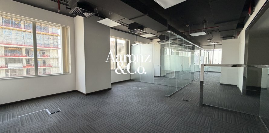 Oficina en Dubai Media City, Dubai, EAU 142 m² № 709688