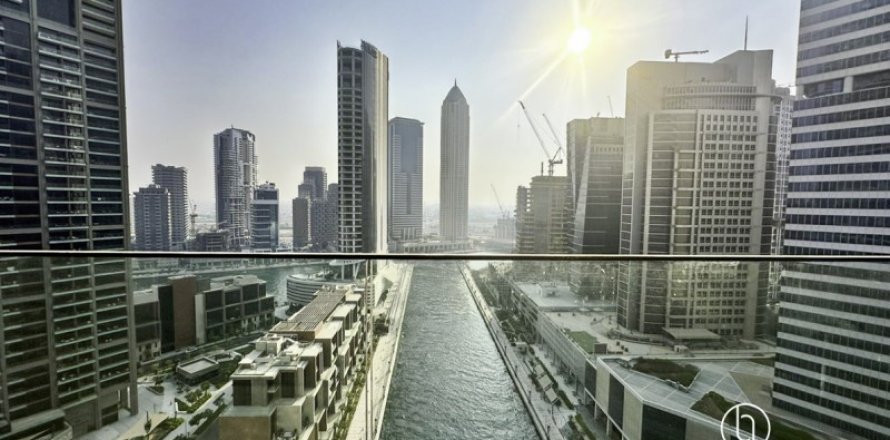 Lägenhet i Business Bay, Dubai, UAE 2 sovrum, 84 kvm Nr. 678546