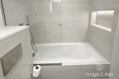 Lägenhet uthyres i Downtown Dubai (Downtown Burj Dubai), Dubai, UAE 2 sovrum, 113 kvm Nr. 678548 - fotografi 13