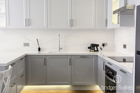 Lägenhet uthyres i Downtown Dubai (Downtown Burj Dubai), Dubai, UAE 2 sovrum, 113 kvm Nr. 678548 - fotografi 5