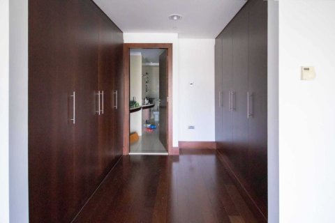 Huoneisto World Trade Center, Dubai, Arabiemiraatit 2 makuuhuonetta, 196 m2 № 690451 - kuva 13