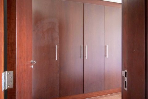 Huoneisto World Trade Center, Dubai, Arabiemiraatit 2 makuuhuonetta, 196 m2 № 690451 - kuva 14