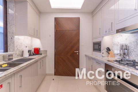 Appartamento in affitto a Downtown Dubai (Downtown Burj Dubai), Dubai, EAU 3 camere da letto, 226.5 mq. № 587439 - foto 8
