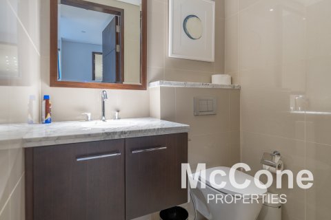 Appartamento in affitto a Downtown Dubai (Downtown Burj Dubai), Dubai, EAU 3 camere da letto, 226.5 mq. № 587439 - foto 23