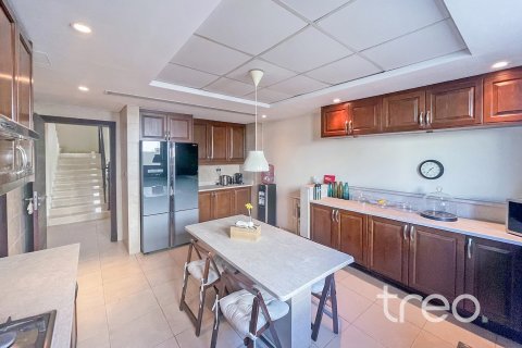 Villa til leie i Jumeirah Park, Dubai, Emiratene 4 soverom, 402.73 kvm Nr. 733461 - Foto 10