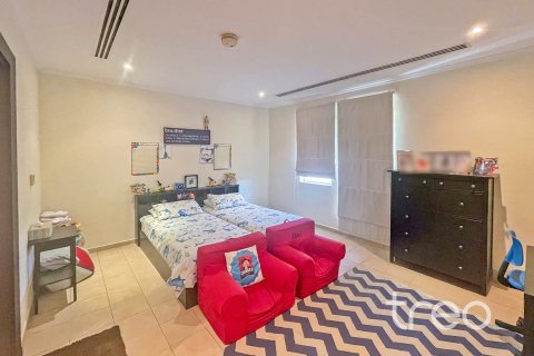 Villa til leie i Jumeirah Park, Dubai, Emiratene 4 soverom, 402.73 kvm Nr. 733461 - Foto 27