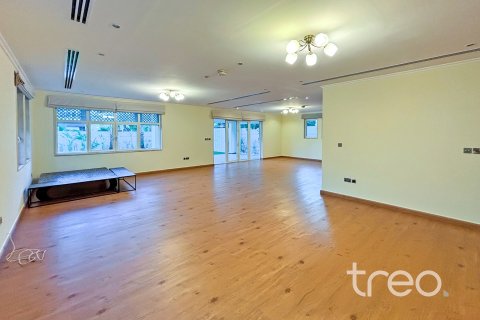 Villa til leie i Jumeirah Park, Dubai, Emiratene 4 soverom, 402.73 kvm Nr. 733461 - Foto 21