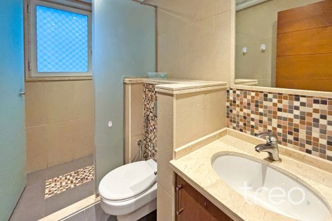 Villa til leie i Jumeirah Park, Dubai, Emiratene 4 soverom, 402.73 kvm Nr. 733461 - Foto 25