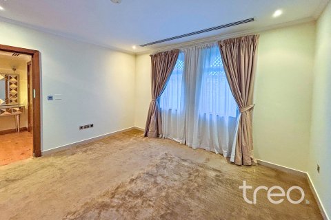 Villa til leie i Jumeirah Park, Dubai, Emiratene 4 soverom, 402.73 kvm Nr. 733461 - Foto 23