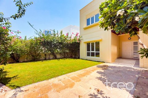 Vilë në Meadows, Dubai, Emiratet e Bashkuara Arabe 5 dhoma gjumi, 354.89 m2. № 733460 - Foto 12