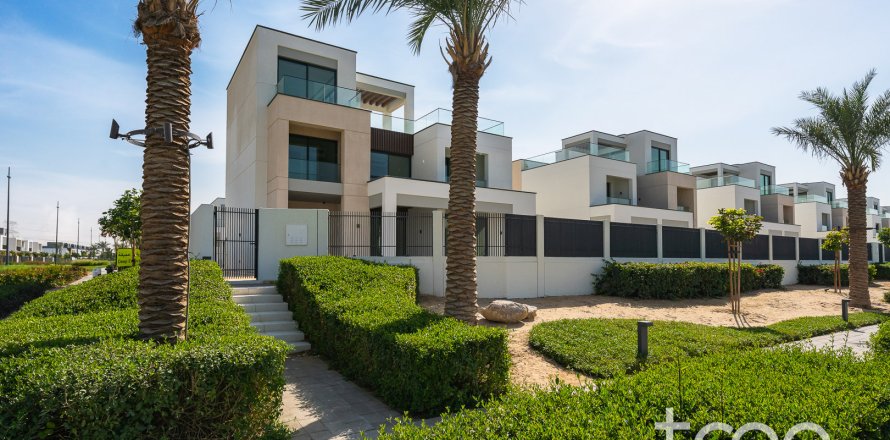 Villa a Arabian Ranches 3, Dubai, EAU 5 camere da letto, 615.85 mq. № 733459