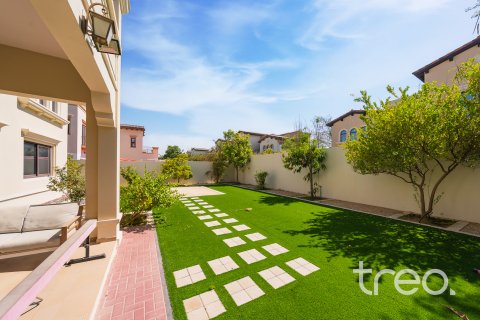 Vila v Arabian Ranches 2, Dubai, SAE 4 ložnice, 404.5 m² Č.: 733463 - fotografie 28