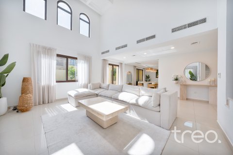 Vila v Arabian Ranches 2, Dubai, SAE 4 ložnice, 404.5 m² Č.: 733463 - fotografie 5