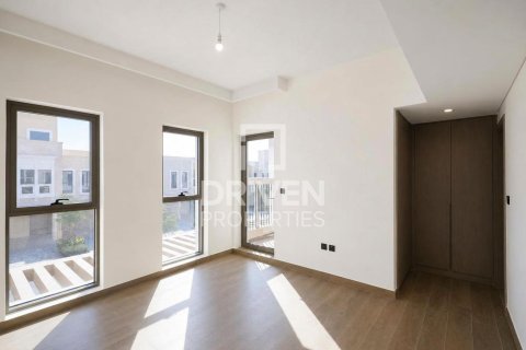 Casa urbana para arrendamento em Damac Lagoons, Dubai, EAU 4 quartos, 144 m2 № 759577 - foto 8