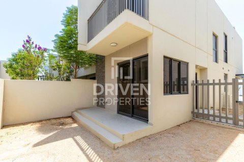 טאונהאוס להשכרה ב Dubai, איחוד האמירויות 3 חדרי שינה, 174.84 מ"ר, מספר 768622 - תמונה 3