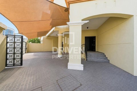 וילה להשכרה ב Al Barsha, Dubai, איחוד האמירויות  4 חדרי שינה, 326.83 מ"ר, מספר 768626 - תמונה 29