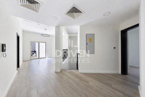 Villa uthyres i Al Barsha, Dubai, UAE 4 sovrum, 326.83 kvm Nr. 768626 - fotografi 3