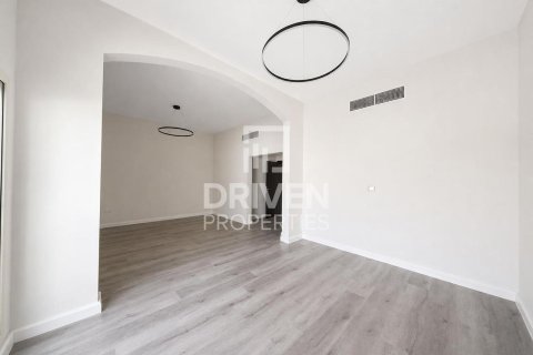 Villa uthyres i Al Barsha, Dubai, UAE 4 sovrum, 326.83 kvm Nr. 768626 - fotografi 8