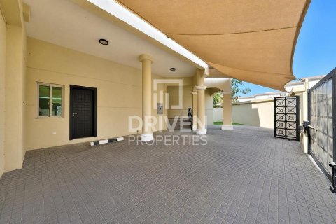 וילה להשכרה ב Al Barsha, Dubai, איחוד האמירויות  4 חדרי שינה, 326.83 מ"ר, מספר 768626 - תמונה 28