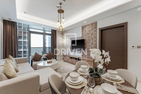 Appartement te huur in Business Bay, Dubai, VAE 1 slaapkamer, 77.02 vr.m., nr 768621 - foto 3